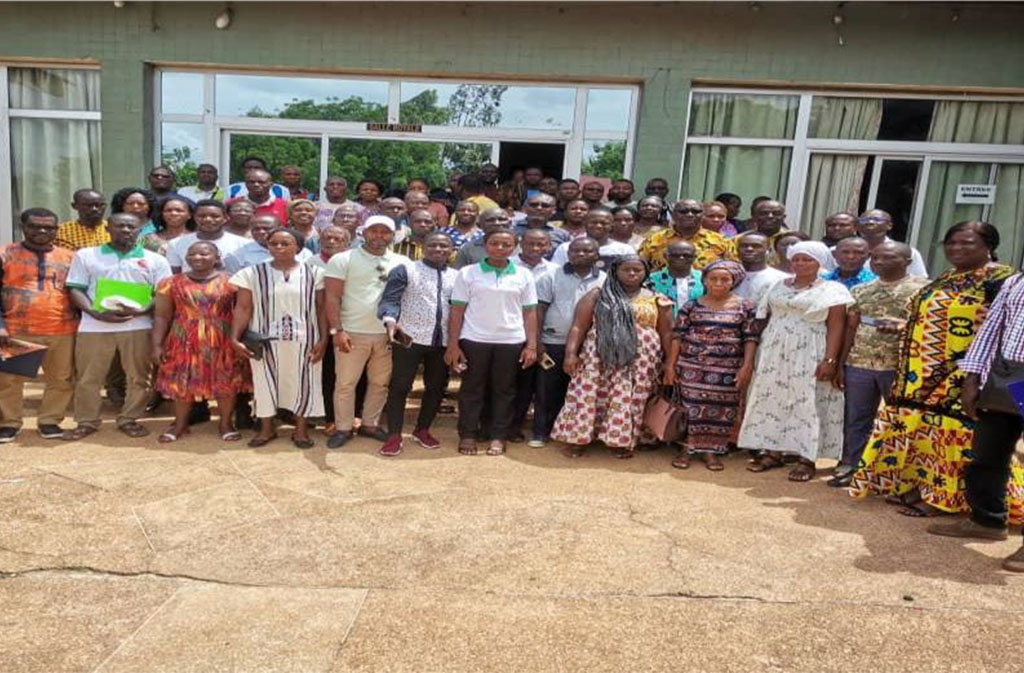 Session de formation et de sensibilisation des acteurs des chaines de valeurs vivrières sur les bonnes pratiques phytosanitaires et agricoles.
